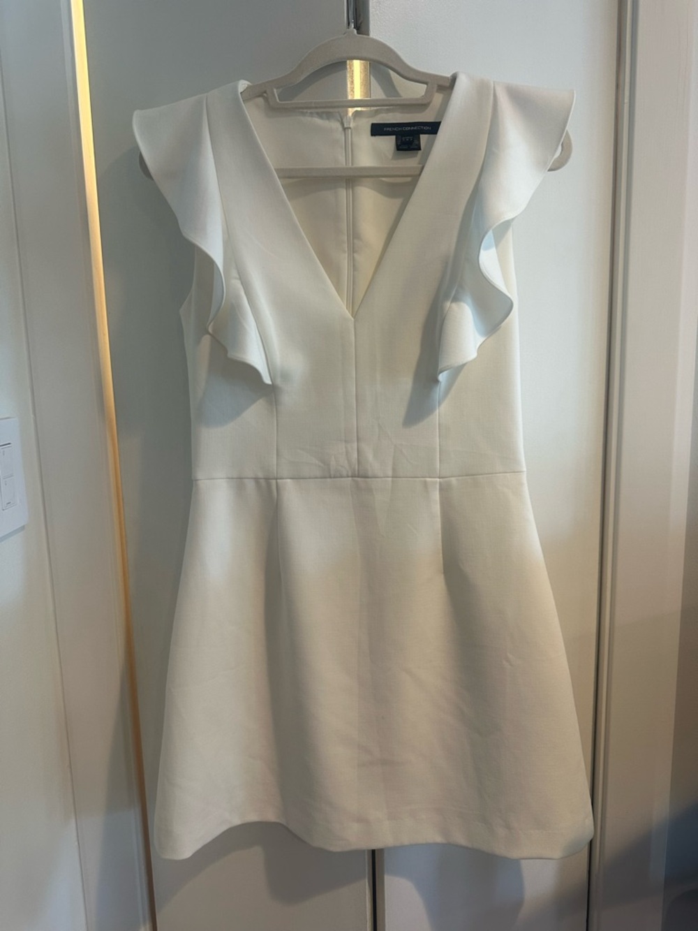 French ConnecttWhite Ruffle-Sleeve V-Neck Dress